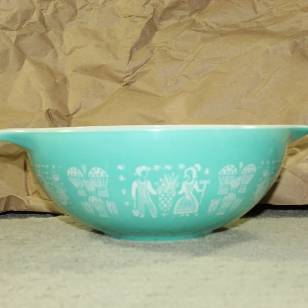Vintage Pyrex 4Qt Mixing Bowl #444 Turquoise Blue Cinderella Amish Butterprint